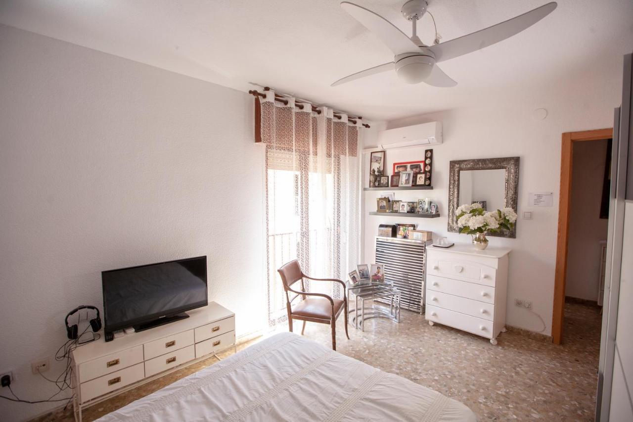 Lola.- Habitacion De Matrimonio, Con Bano Privado Гранада Екстер'єр фото